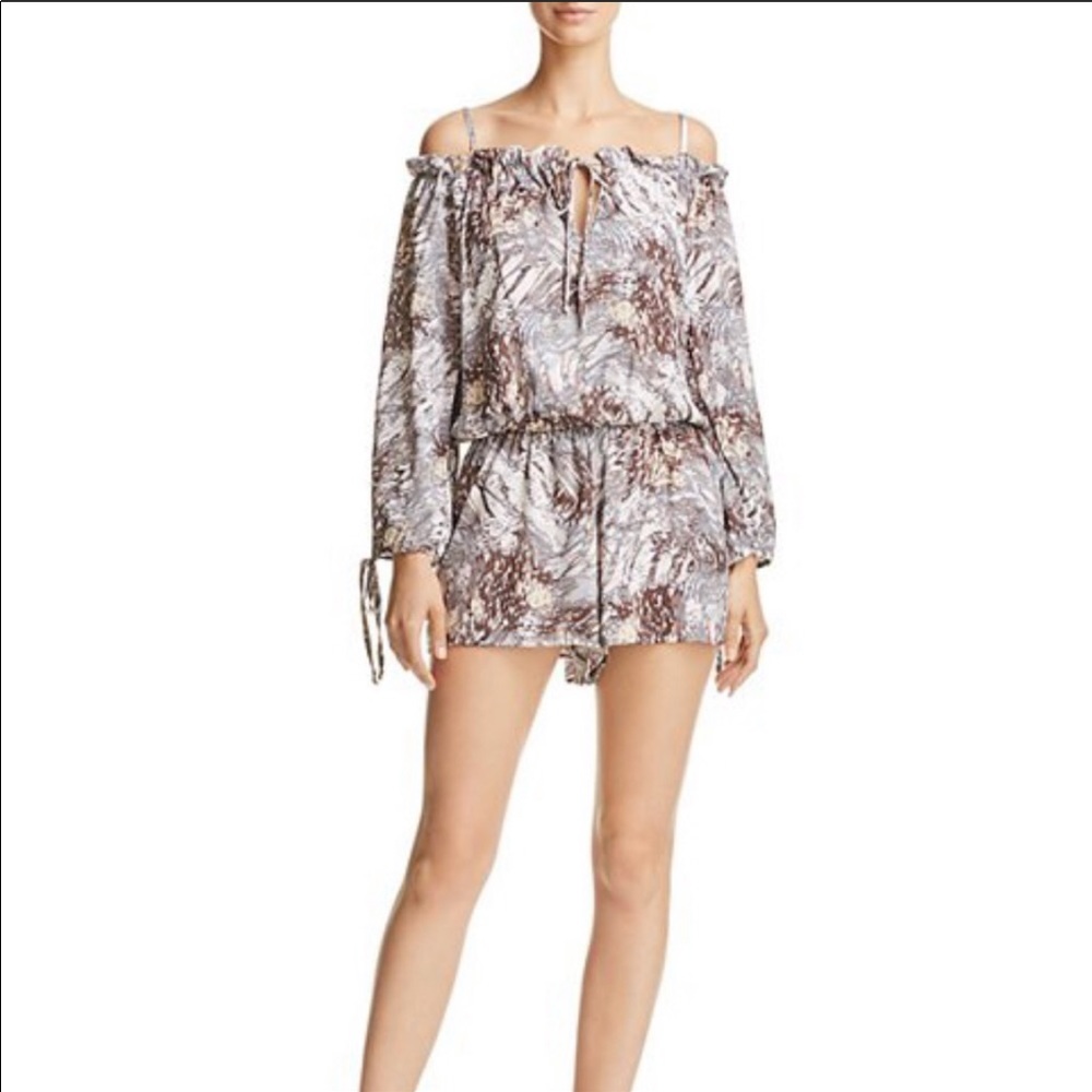 Vintage Havana Off the shoulder romper